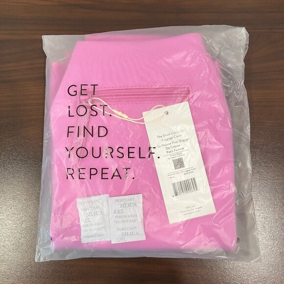 Beis The Small Carry-On Luggage Cover in Berry NWT - Picture 1 of 7